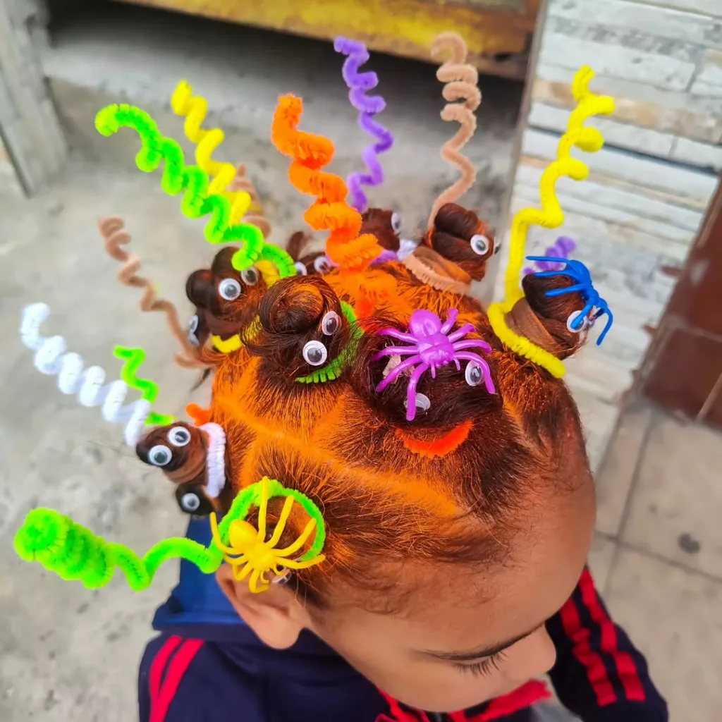 Ideias para o dia do cabelo maluco: cabelo maluco de aranhas