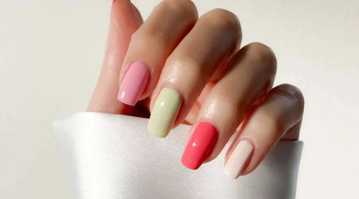 cores primavera unhas 1 - 4 cores de esmalte para a primavera que vão transformar suas unhas em tendência