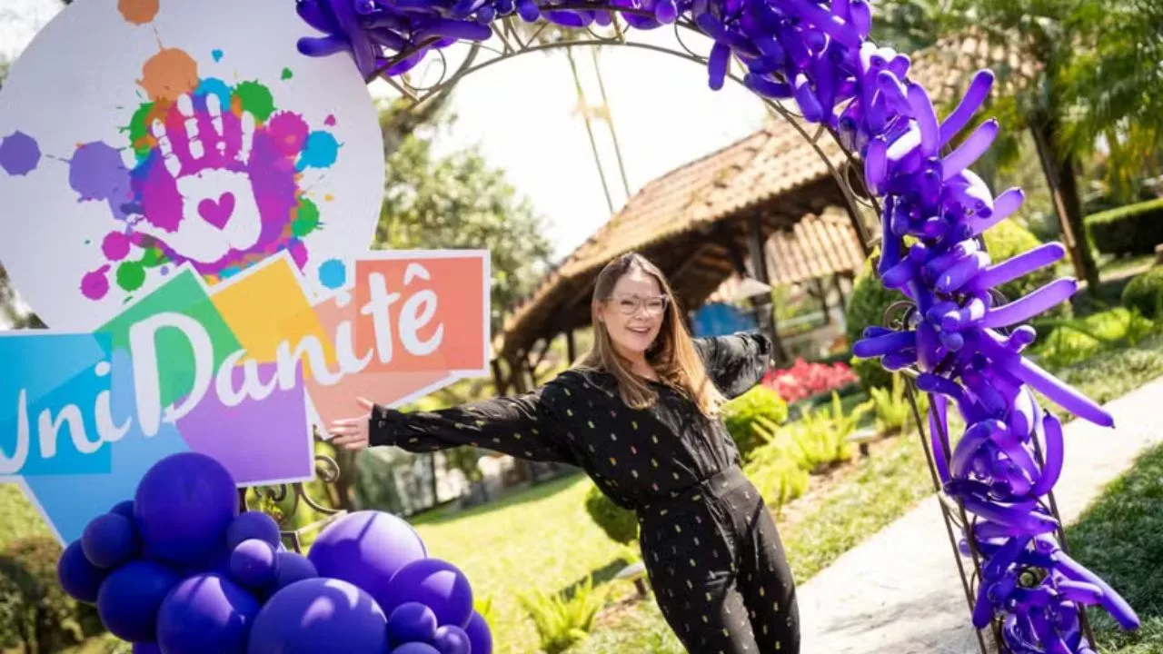 daniele lacerda poplosk creditos monise 1 - A ex-professora que criou a maior empresa de recreação do Paraná