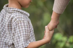 Pensão para filhos de vítimas de feminicídio: tudo sobre o novo benefício