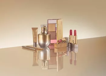 una paris - Natura Una brilha em Paris com a coleção “Celebrar” durante a Semana de Moda 2025