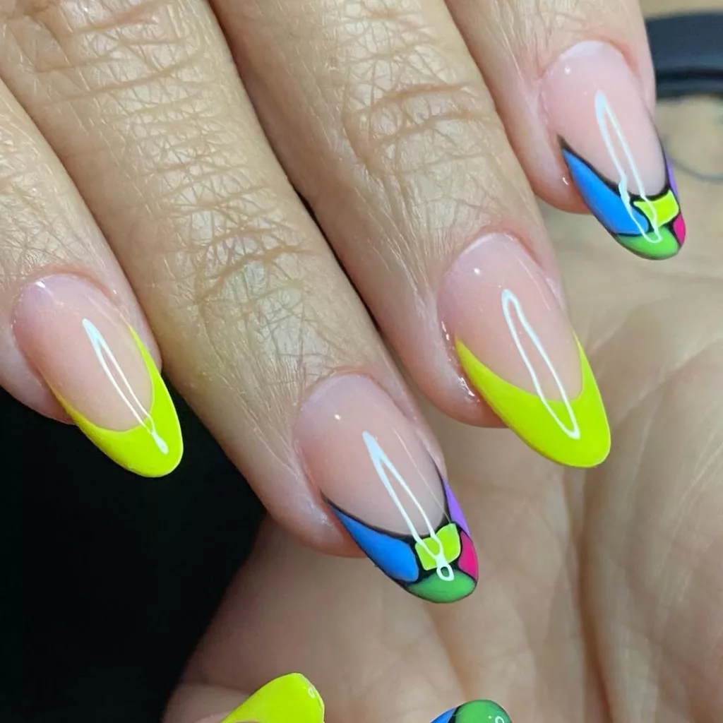 unha gel delicada 4 - Unhas de gel delicadas: ideias irresistíveis para quem ama elegância com um toque de brilho