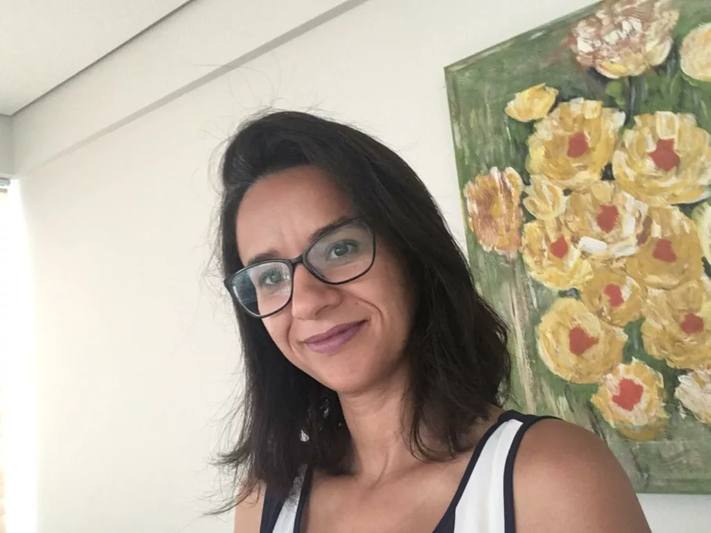 Monica Januzzi - “Amor que mata”: AML recebe debate com a psicanalista e professora Mônica Januzzi sobre implicações do amor romântico na sociedade brasileira e sua relação com feminicídios