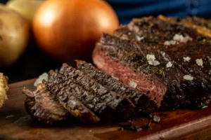 A ciência derrubou o mito da proteína: comer mais não é o que emagrece