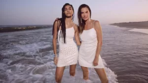 H&M lança coleção de Réveillon com Alessandra Ambrosio