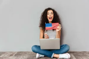 Inglês com bolsa: UFLA abre seleção para formar novas talentos do idioma