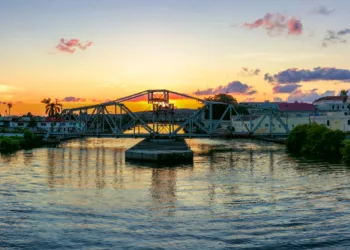 reci - Recife: o paraíso cultural e praiano que conquistou os corações brasileiros