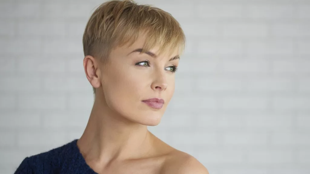 boyish - 4 cortes de cabelo curto femininos que prometem dominar o verão