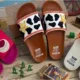 melissa toy story.jpg - A Melissa acaba de lançar uma sandália de Toy Story para adultos e a nostalgia bateu forte