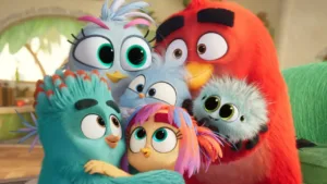 Red virou pai e ainda precisa salvar o mundo: o trailer de Angry Birds 3 chegou e está entregando tudo