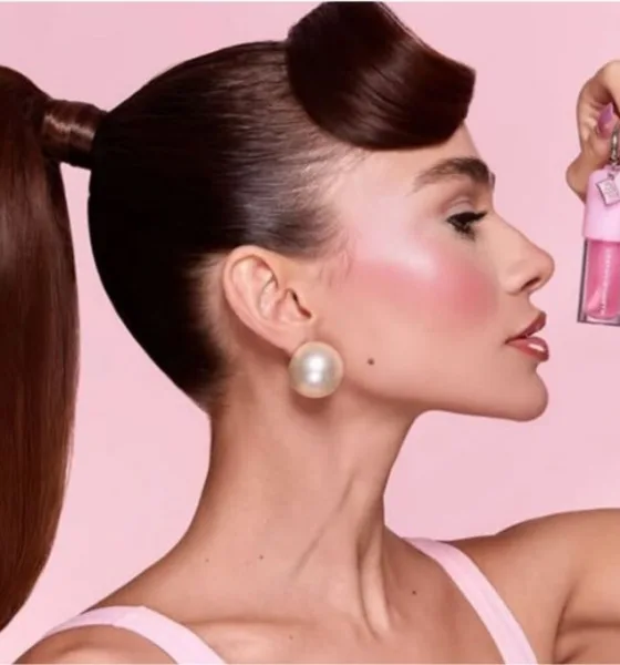 mari maria 1024x587 1 - Mari Maria Makeup lança gloss Bubblegum que hidrata os lábios enquanto brilha