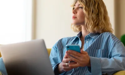 mulher notbook - O truque de 2 minutos que faz seu e-mail parar de te bombardear com promoção