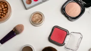 Quais são as melhores semanas do ano pararenovar o estoque de cosméticos?