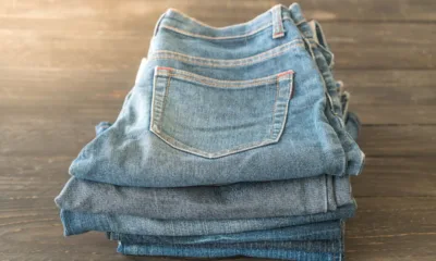 calca jeans azul - Sua calça jeans gasta 75 litros de água pra ficar azul, e isso está prestes a acabar