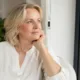 idosa mulher - Rigor emocional: o motivo real da felicidade das mulheres depois dos 60 anos