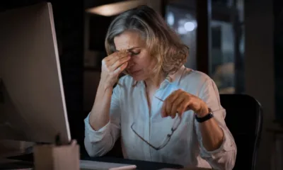 mulher 50 sono desanimo - Dormir mal depois dos 50 pode "roubar" quase um ano da sua carreira, mostra estudo