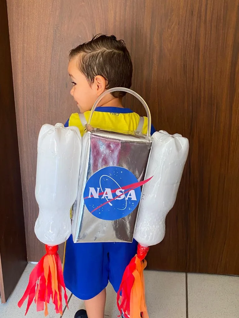 Mochila maluca de astronauta
