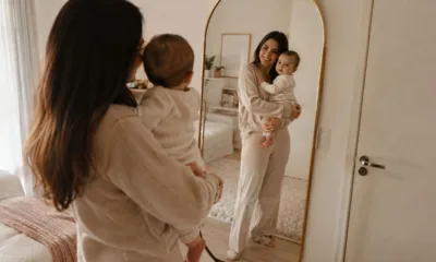mae bebe espelho - Amamentação e pós-parto: por que o bumbum ainda fica diferente mesmo quando a balança já normalizou?