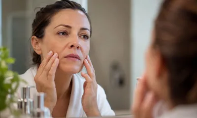 mulher bigode chines - Bigode chinês incomoda? Entenda por que essas marcas aparecem no rosto e veja como suavizar sem perder a naturalidade